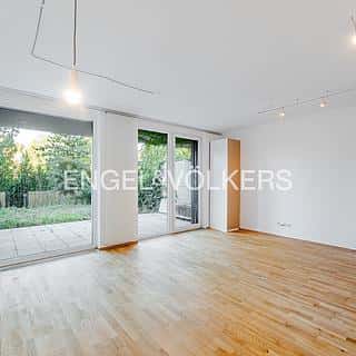Pronájem bytu 2+kk 57 m² Praha, Božejovická, Praha