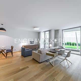 Pronájem bytu 1+kk, garsoniery 66 m² Praha, Holečkova, Praha