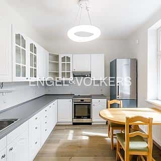 Pronájem rodinného domu 140 m² Praha, Na čihadle, Praha