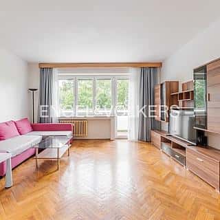 Prodej bytu 3+1 67 m² Praha, Spojovací, Praha