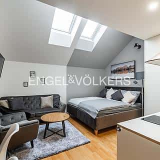 Pronájem bytu 1+kk, garsoniery 27 m² Praha, Štěpánská, Praha