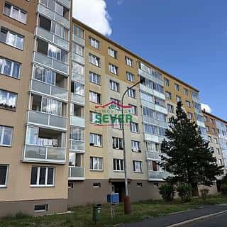 Prodej bytu 4+kk 77 m² Klášterec nad Ohří, Lesní, Klášterec nad Ohří, okres Chomutov