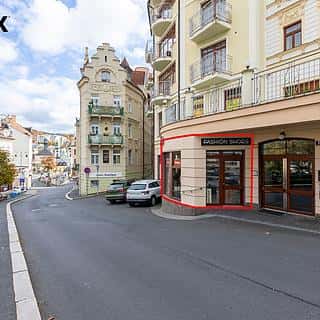 Prodej obchodu 31 m² Karlovy Vary, Zámecký vrch, Karlovy Vary
