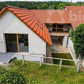 Prodej rodinného domu 130 m² Choteč, Choteč, okres Praha-západ