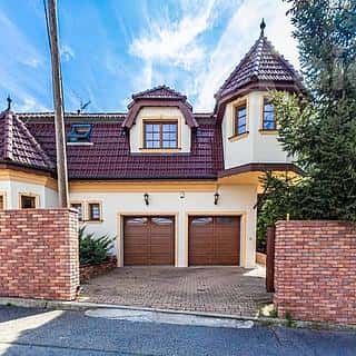 Prodej ordinace 267 m² Praha, Dobrošovská, Praha
