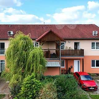 Prodej bytu 2+kk 58 m² Květnice, Na Ladech, Květnice, okres Praha-východ