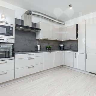 Prodej bytu 4+kk 96 m² Unhošť, U Parketárny, Unhošť, okres Kladno