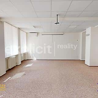 Pronájem kanceláře 50 m² Zlín, Zarámí, Zlín