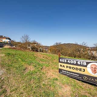 Prodej stavební parcely 915 m² Loděnice, Loděnice, okres Beroun