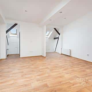 Prodej bytu 3+kk 76 m² Plzeň, Zámečnická, Plzeň, okres Plzeň-město