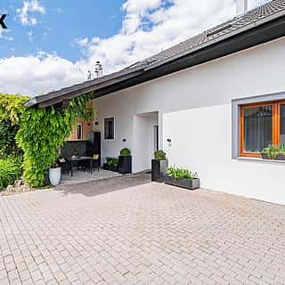 Prodej rodinného domu 246 m² Babice, Lomená, Babice, okres Praha-východ