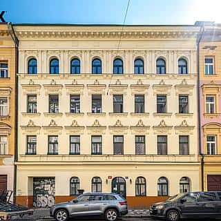Prodej skladu 2 m² Praha, Kamenická, Praha