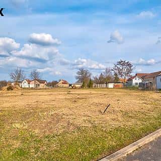 Prodej stavební parcely 1104 m² Hrobce, Hrobce, okres Litoměřice