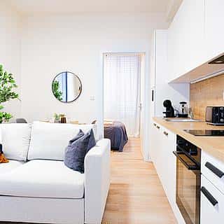 Prodej bytu 2+kk 33 m² Praha, Plzeňská, Praha