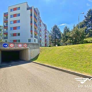 Pronájem parkovacího místa 10 m² Praha, Kytlická, Praha