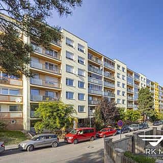 Prodej bytu 2+kk 44 m² Praha, Ravennská, Praha