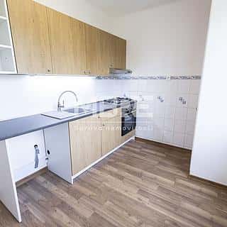 Pronájem bytu 2+1 52 m² Karviná, Nádražní, Karviná