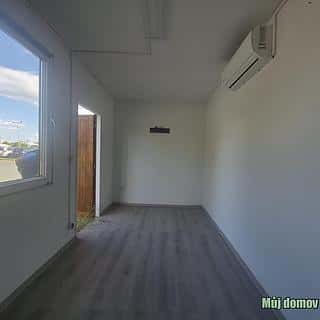 Pronájem Ostatních komerčních prostor 500 m² Praha, Kostelecká, Praha