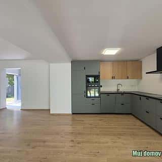 Pronájem rodinného domu 120 m² Praha, Smidarská, Praha