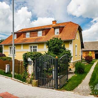 Prodej rodinného domu 240 m² Malšice, Lomská, Malšice, okres Tábor