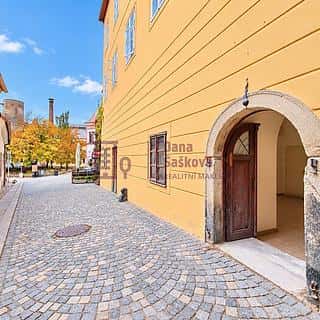 Pronájem obchodu 41 m² Jindřichův Hradec, nám. Míru, Jindřichův Hradec