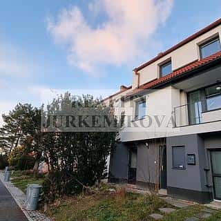 Pronájem rodinného domu 200 m² Černá v Pošumaví, Černá v Pošumaví, okres Český Krumlov