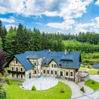 Prodej hotelu, penzionu 2930 m² Jablonec nad Nisou, U Lesního divadla, Jablonec nad Nisou