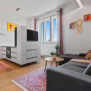 Prodej bytu 2+kk 43 m² Praha, Sportovní, Praha