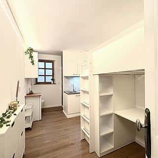 Pronájem bytu 1+kk, garsoniery 11 m² Praha, Kodaňská, Praha