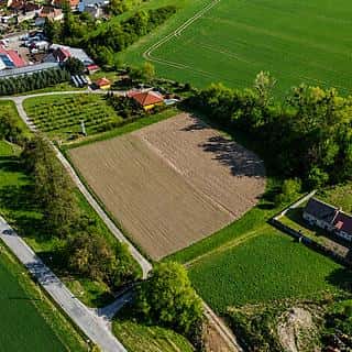 Prodej stavební parcely 7563 m² Zástřizly, Zástřizly, okres Kroměříž