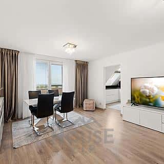 Prodej bytu 3+1 65 m² Nehvizdy, Gabčíkova, Nehvizdy, okres Praha-východ
