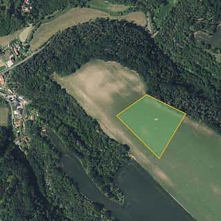 Prodej zemědělské půdy 25810 m² Vysoká, Vysoká, okres Mělník