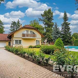 Prodej rodinného domu 350 m² Nymburk, Pístecká, Nymburk