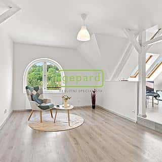 Prodej bytu 3+1 90 m² Kralupy nad Vltavou, Lidové nám., Kralupy nad Vltavou, okres Mělník