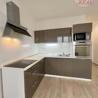 Pronájem bytu 1+1 35 m² Klášterec nad Ohří, Jana Ámose Komenského, Klášterec nad Ohří, okres Chomutov