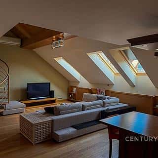 Pronájem bytu 3+kk 157 m² Praha, Korunní, Praha