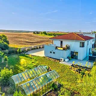 Pronájem rodinného domu 246 m² Bašť, Břežanská, Bašť, okres Praha-východ