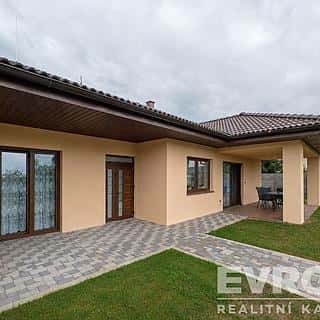 Prodej rodinného domu 227 m² Sopřeč, Sopřeč, okres Pardubice