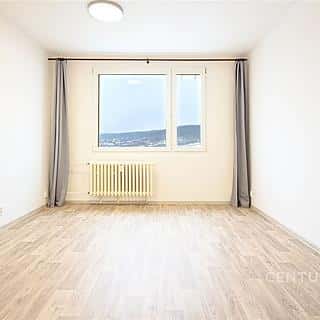 Pronájem bytu 2+kk 42 m² Chomutov, Holešická, Chomutov