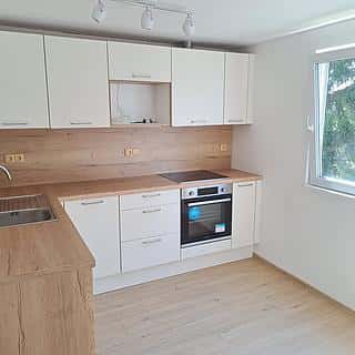 Pronájem bytu 3+1 77 m² Kamenný Přívoz, Kamenný Přívoz, okres Praha-západ