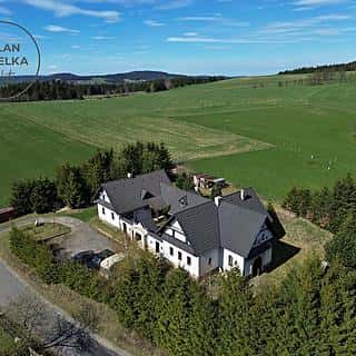 Prodej rodinného domu 379 m² Věcov, Věcov, okres Žďár nad Sázavou