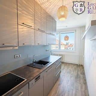 Pronájem bytu 2+1 58 m² Tábor, Sezimova, Tábor