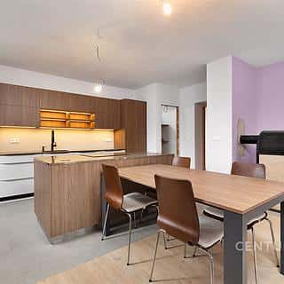 Prodej rodinného domu 232 m² Rabyně, Rabyně, okres Benešov