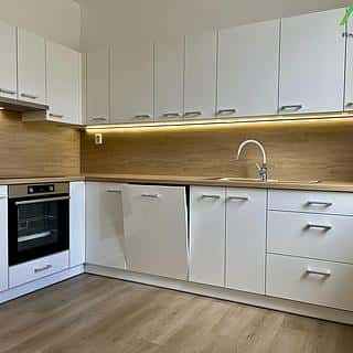 Prodej bytu 3+1 84 m² Třinec, Dvořákova, Třinec, okres Frýdek-Místek