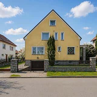 Prodej rodinného domu 210 m² Milín, U stadionu, Milín, okres Příbram