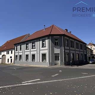 Pronájem obchodu 300 m² Žatec, Husitské náměstí, Žatec, okres Louny