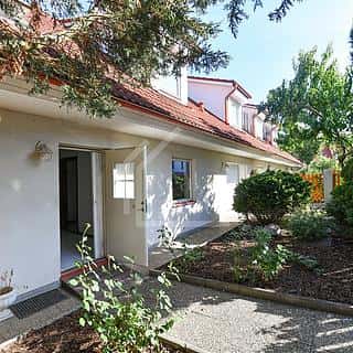 Pronájem rodinného domu 230 m² Praha, Podhořská, Praha
