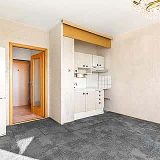 Prodej bytu 2+kk 44 m² Praha, Vokrojova, Praha
