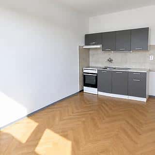 Prodej bytu 1+1 35 m² Chomutov, Jirkovská, Chomutov