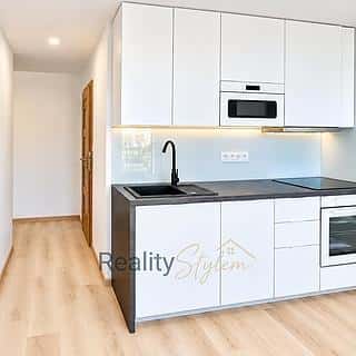 Prodej bytu 1+1 41 m² Teplice, Jana Koziny, Teplice